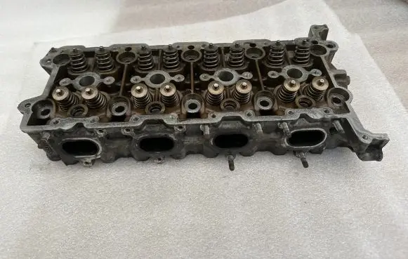 Porsche Cayenne (9PA) Engine head 948104103