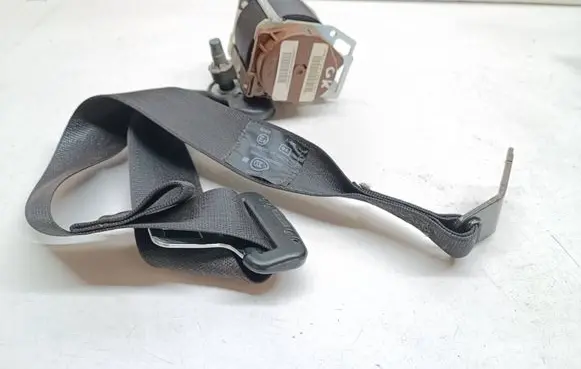 Jeep Grand Cherokee Rear seatbelt 5ME41DX9AA