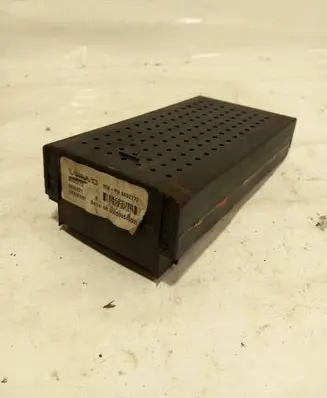 Volvo V70 Fuse module 9452772 00W031 000000540000