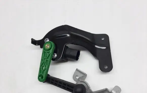 Audi Q3 F3 Sensor 5Q0512521G