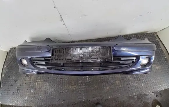 Mercedes-Benz C W203 Front bumper 