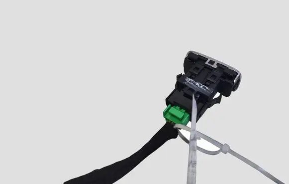 Volvo V40 Engine start stop button switch 31394114 10090125