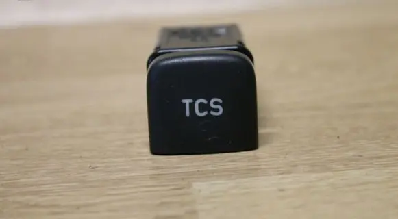 Traction control (ASR) switch