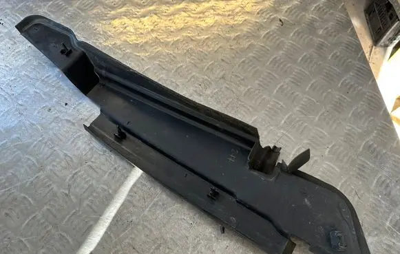 Ford Explorer Fender end trim BB53A02078 BB53A02078AC A02078