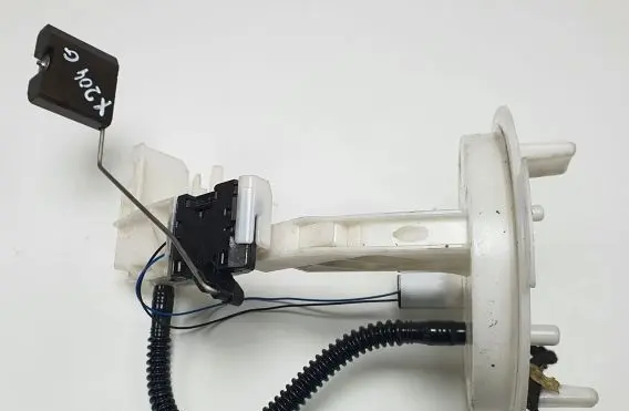 Mercedes-Benz GLK (X204) Fuel level sensor A2044700694