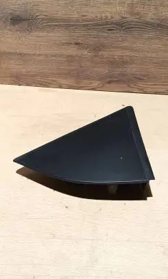 Front door glass trim molding