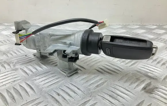 Audi A3 S3 8V Ignition lock 5Q0905865 8V0837220 1K0905851