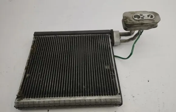 Air conditioning (A/C) radiator (interior)