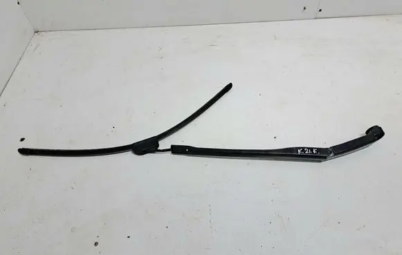 Honda Civic Front wiper blade arm