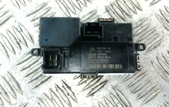 BMW 7 F01 F02 F03 F04 Heater blower motor/fan resistor 9311938