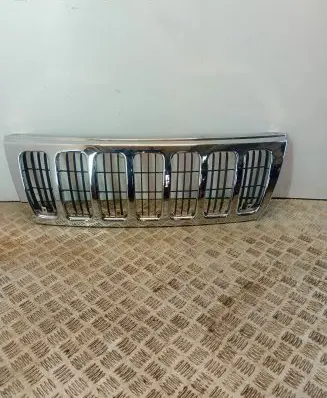 Jeep Grand Cherokee (WJ) Front bumper upper radiator grill 60001470
