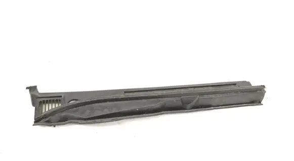 Mini One - Cooper F56 F55 Wiper trim 7732065J10 7732165J1