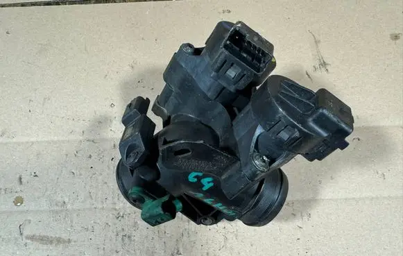 Citroen C4 I Throttle valve 9649832580 25342946