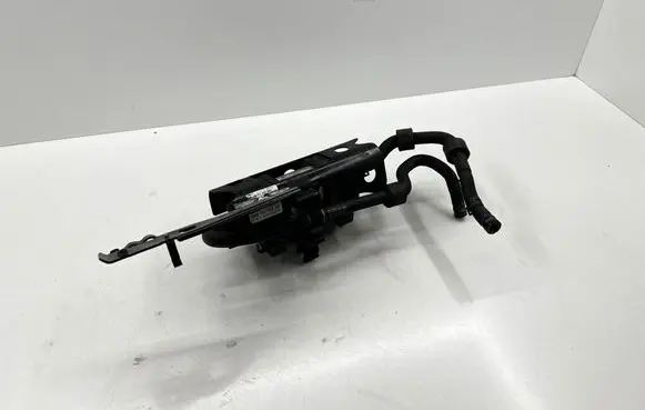 Seat Altea Fuel injection high pressure pump 5N0906129B L22810G