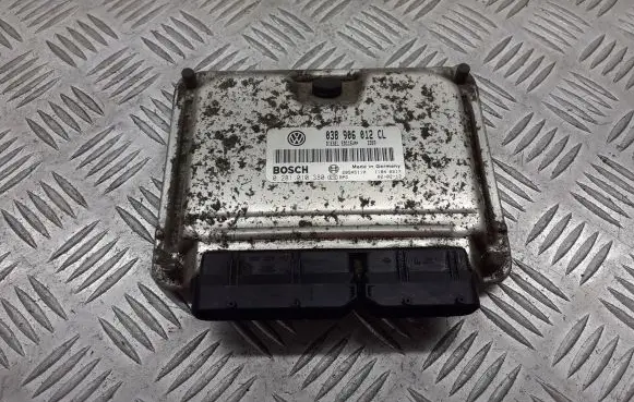 Skoda Octavia Mk1 (1U) Engine control unit/module ECU 0385906012CL