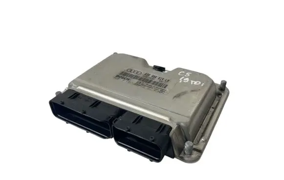 Audi A6 S6 C5 4B Engine control unit/module 038906019LM 0281011213 1039S04448