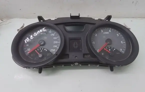 Renault Megane II Speedometer (instrument cluster) 8200074316