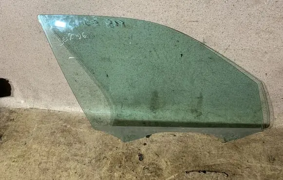 BMW X5 F15 Front door window glass four-door