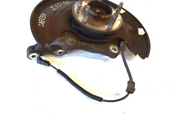 Opel Zafira C Front wheel hub 13583479