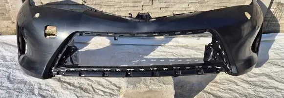 Toyota Auris E180 Front bumper 52119-02A20