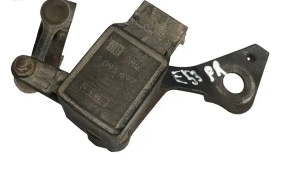 BMW X5 E53 Headlight/headlamp level sensor 1093697
