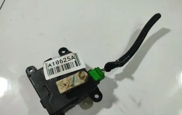 Honda FR-V Air flap motor/actuator 2S98030820