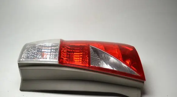 Honda FR-V Rear/tail lights