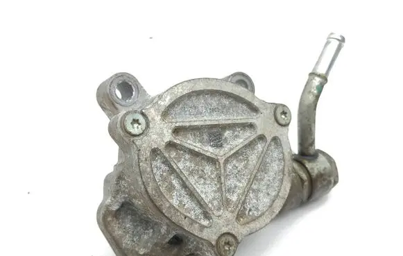 Mazda CX-5 II Vacuum pump PE2718G00 181205 0006