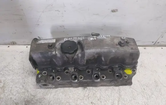 Mitsubishi Pajero Engine head 