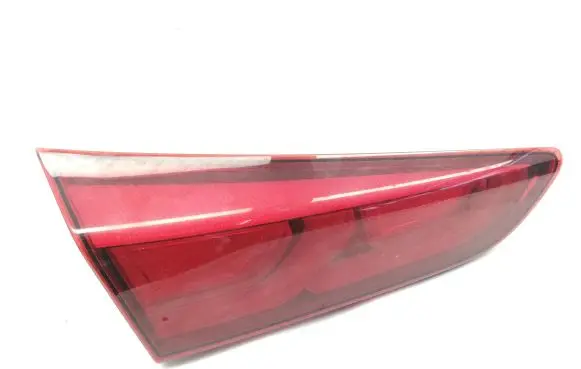 Tailgate rear/tail lights