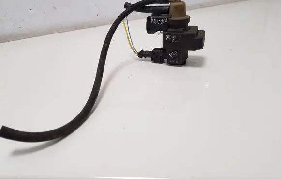 Nissan Primera Vacuum valve 8200486
