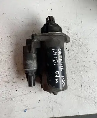 Volkswagen Touran I Starter motor 025286