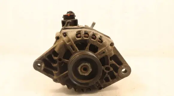 KIA Ceed Generator/alternator 373002B101