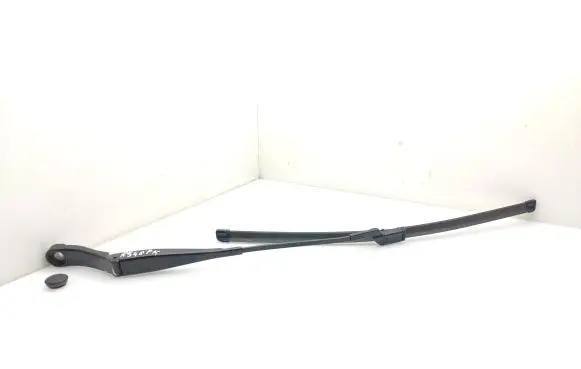 Peugeot 308 Front wiper blade arm 9677256280