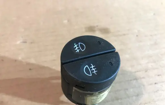 Jaguar XJ X308 Fog light switch LNC6016AC