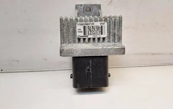 Nissan Qashqai Glow plug pre-heat relay 110678071R