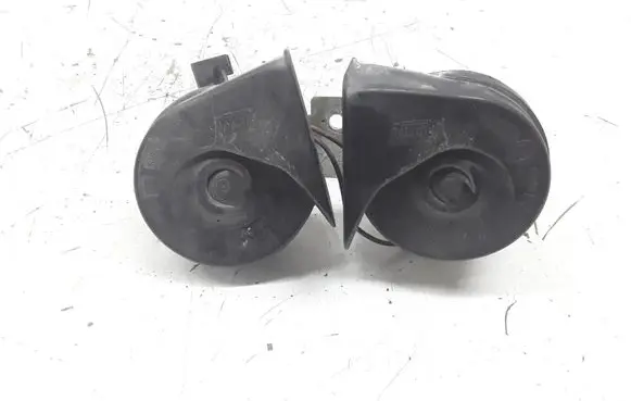 Ford Focus C-MAX Horn signal E30055306
