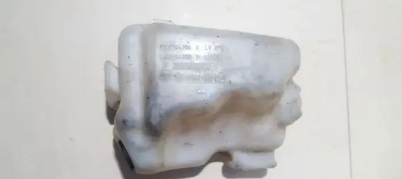 Renault Scenic II - Grand scenic II Windshield washer fluid reservoir/tank 8200104706 8200104705