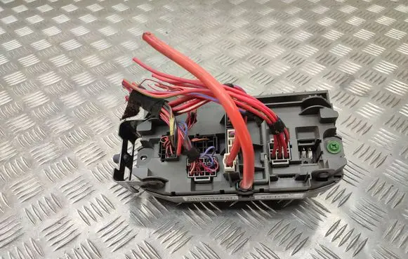 BMW X6 E71 Fuse module 693169003