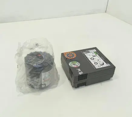 Mercedes-Benz C W203 Tire air pump compressor A0005848515