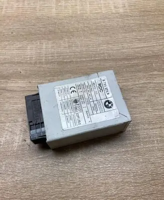 BMW 5 E39 Tire pressure control unit 6751371