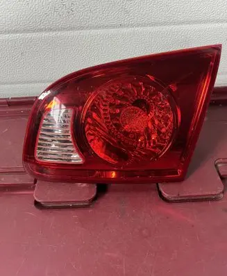 Tailgate rear/tail lights