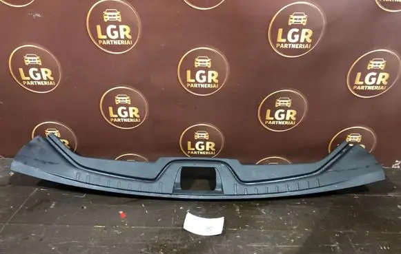 Trunk/boot sill cover protection