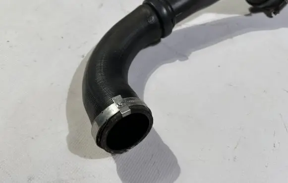 Ford Flex Air intake hose/pipe AA53-6C646-CB