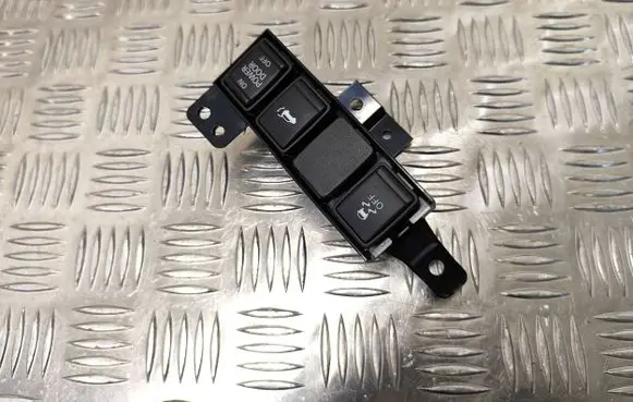 Nissan X-Trail T32 ESP (stability program) switch 