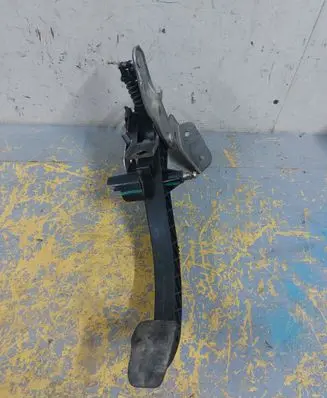 Renault Scenic II - Grand scenic II Clutch pedal 725461 2605