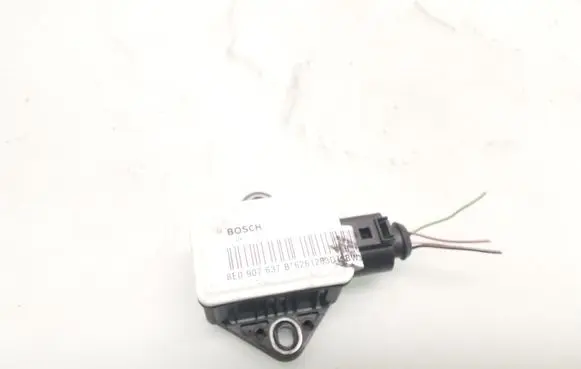 Audi A4 S4 B7 8E 8H ESP acceleration yaw rate sensor 8E0907637B