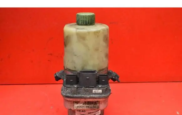 Skoda Fabia Mk2 (5J) Power steering pump 6R0423156