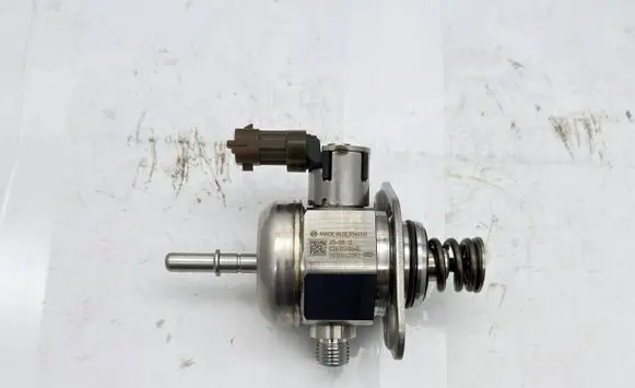 Alfa Romeo Giulia Fuel injection high pressure pump 50057888 50050785 026152004E