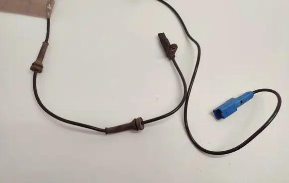 Peugeot 508 ABS wheel speed sensor 